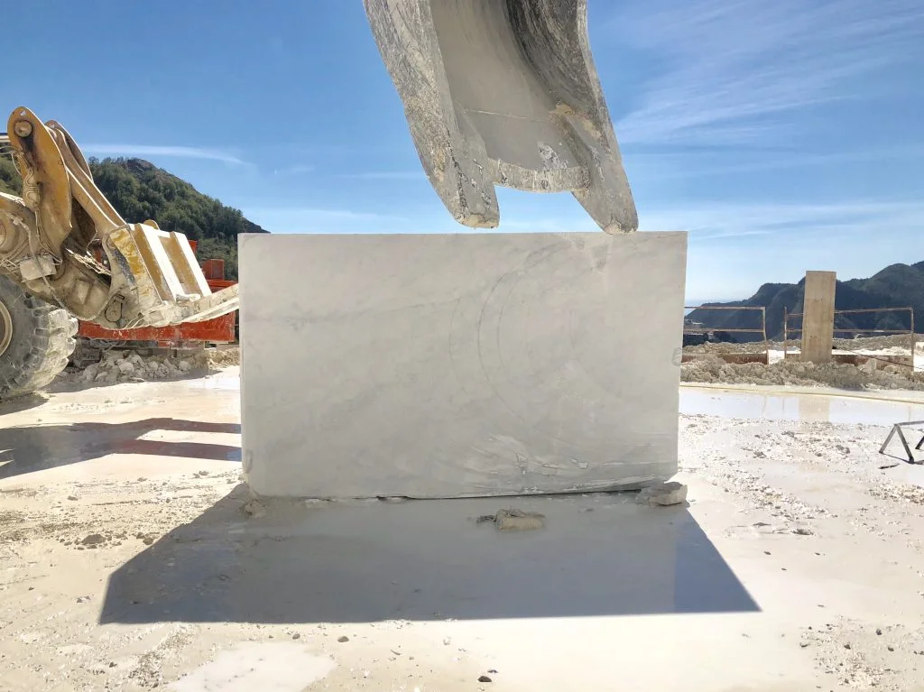 lastra cava seccagna marmo